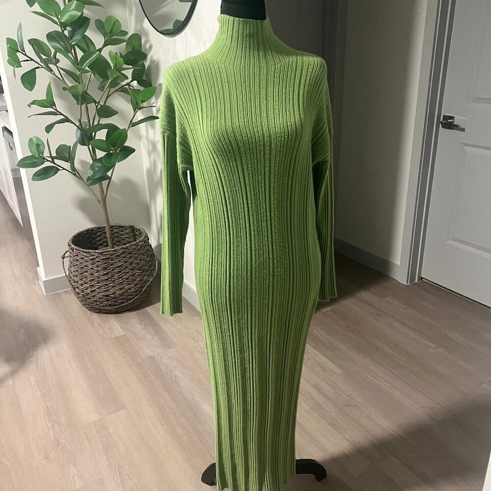 Zara Green Ribbed Midi Dress